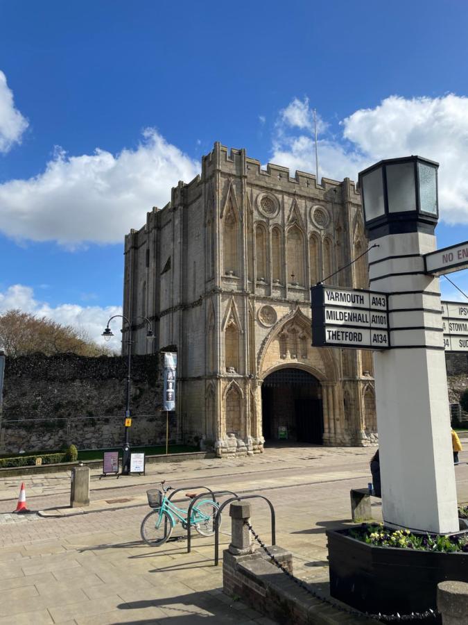 Abbey Gardens Cottage Bury St. Edmunds Екстериор снимка